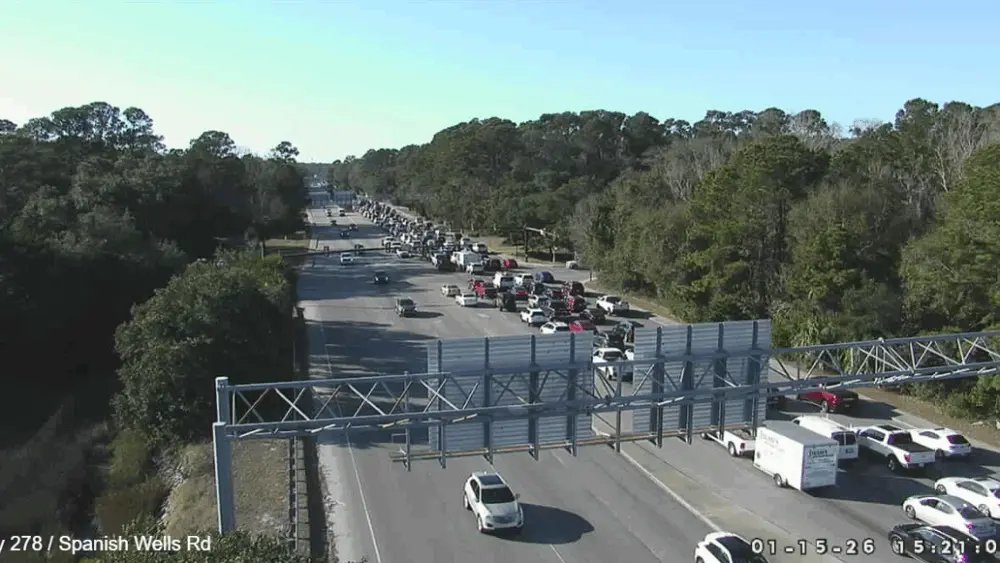 Crash causing major backups on Hilton Head Island