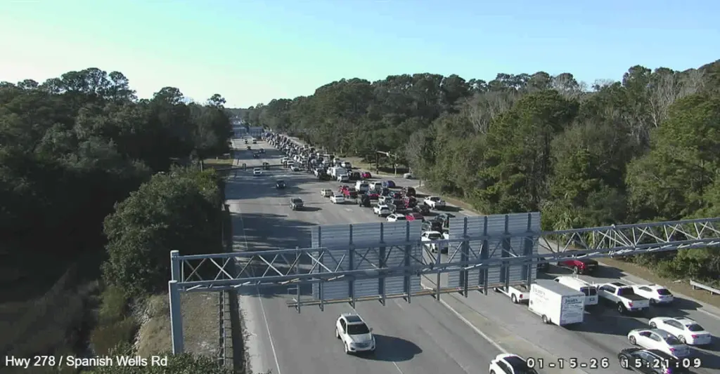 Crash causing major backups on Hilton Head Island
