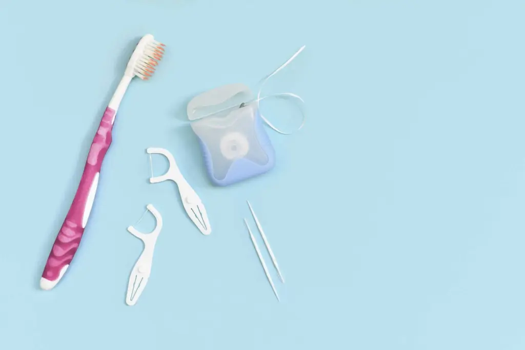 Should You Floss or Brush First? Here's What Dentists Recommend
