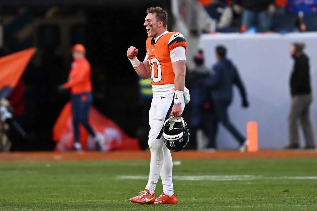Broncos QB Bo Nix will have season-ending surgery for broken right ankle
