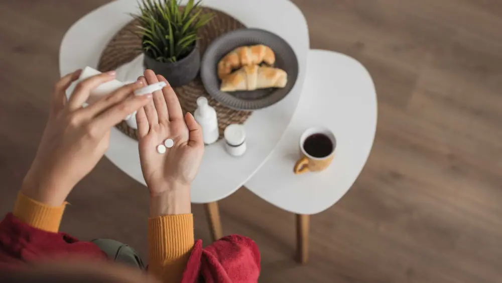 Dietitians say you shouldn't take these vitamins with coffee