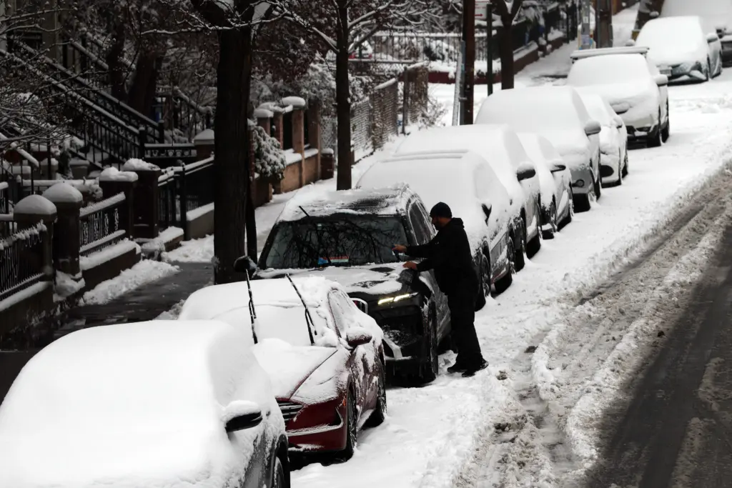 How to prepare your car and home for winter weather