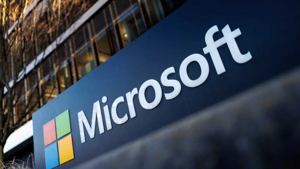 Thousands report Microsoft 365 outages, including Outlook and Teams