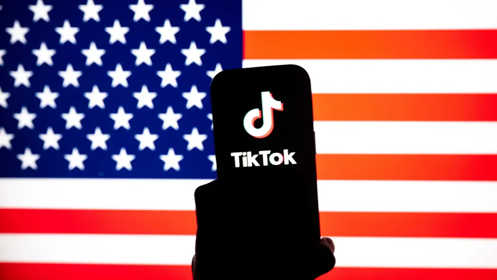 TikTok finalizes deal to form new American version of the app