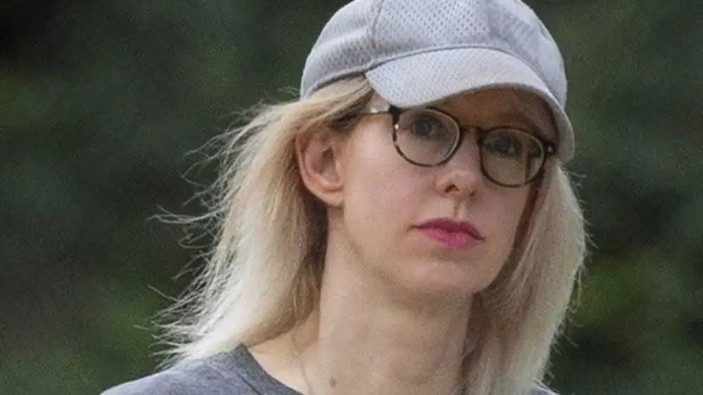 Elizabeth Holmes asks Trump to let her out of prison early