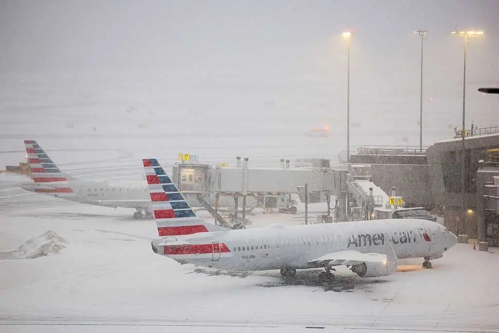 Thousands of flights canceled as major winter storm moves across the US