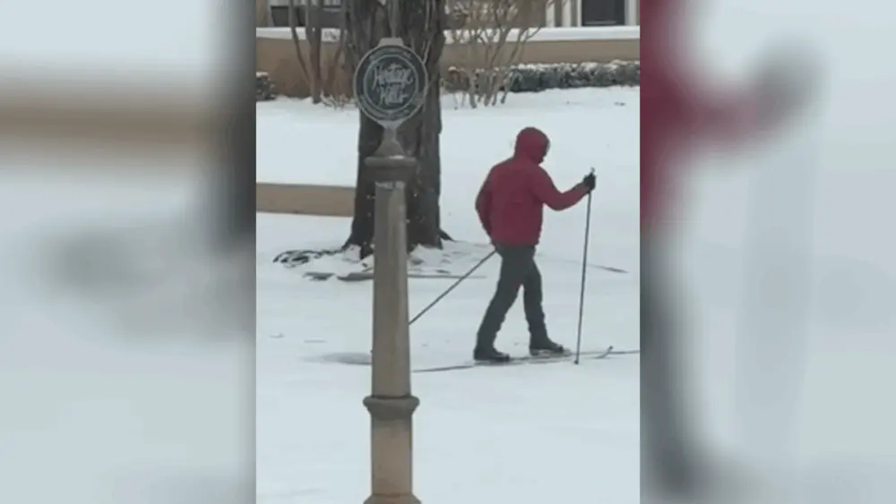 WATCH: Video shows person skiing through Oklahoma City neighborhood