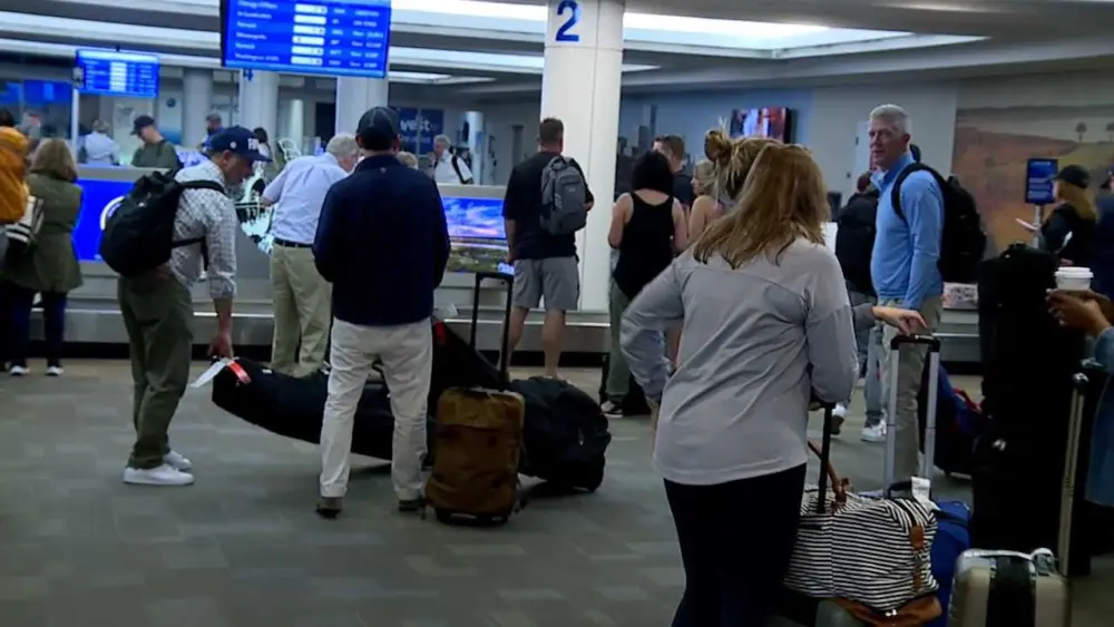 How to check the latest delays, cancellations at airports across the Savannah area