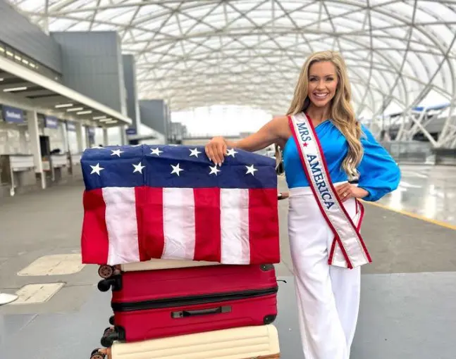 Glennville native Paige Ewing set to take the stage at Mrs. World pageant