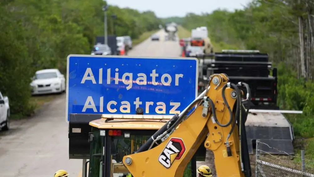 Detainees to testify about legal access at 'Alligator Alcatraz'