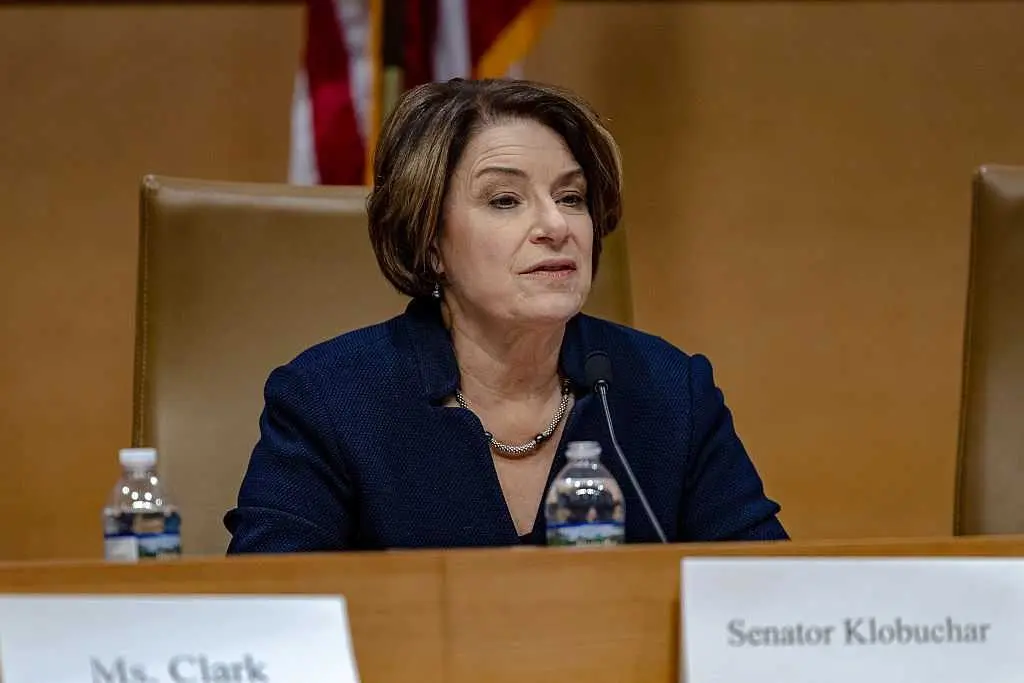US Sen. Amy Klobuchar announces run for Minnesota governor