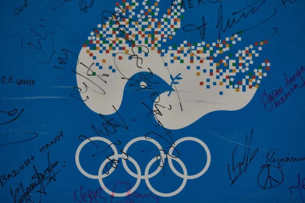 Olympic organizers invoke an ancient pledge to call for the suspension of all wars