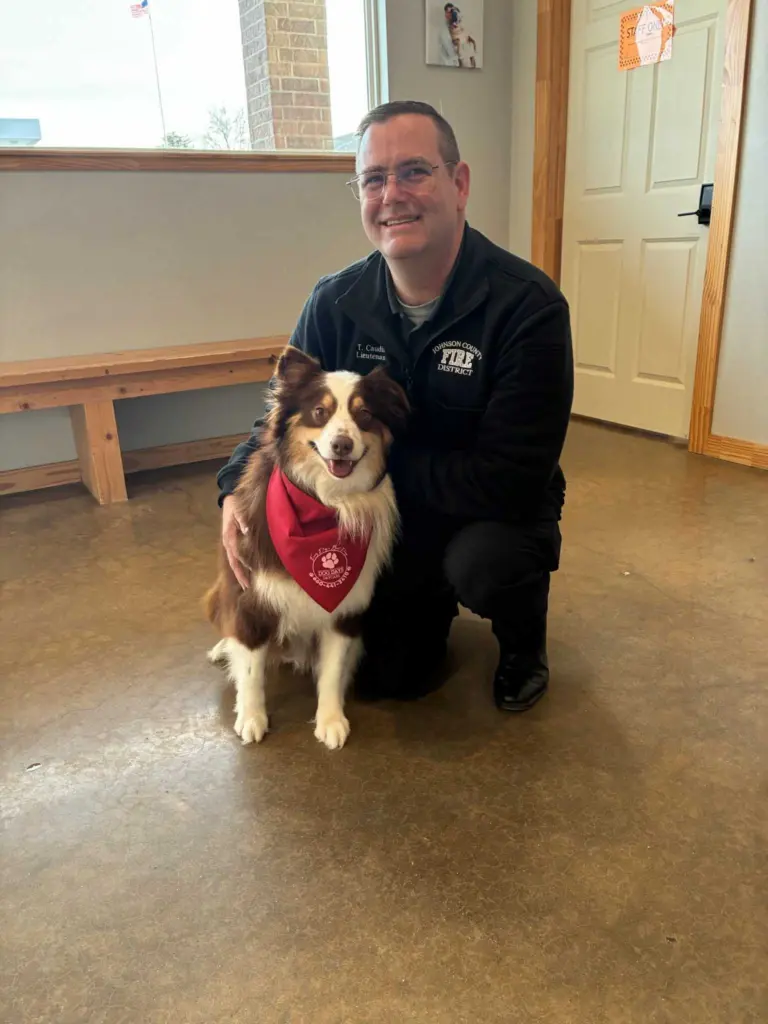 News We Love: Dog credited with saving homeowner during late-night house fire in Missouri