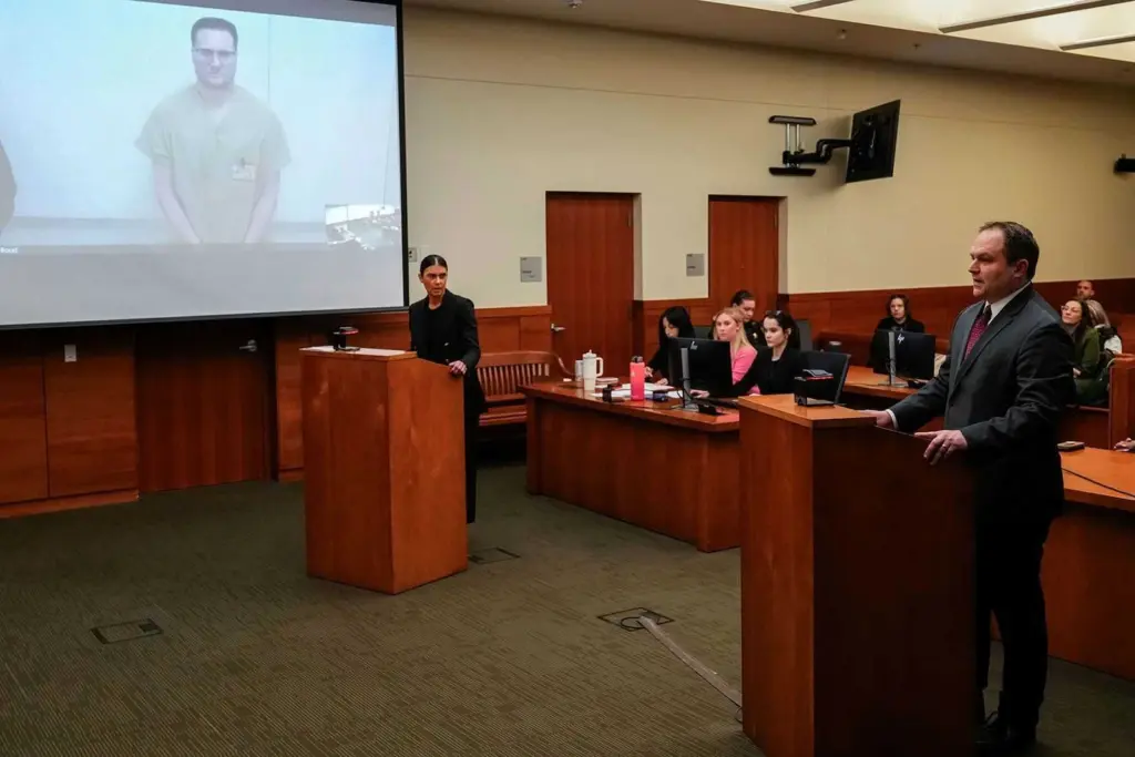 Man charged in deaths of Ohio couple told ex-wife he could ‘kill her at any time,’ court document alleges