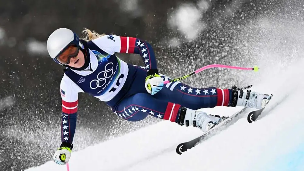 How Lindsey Vonn can compete with a ruptured ACL
