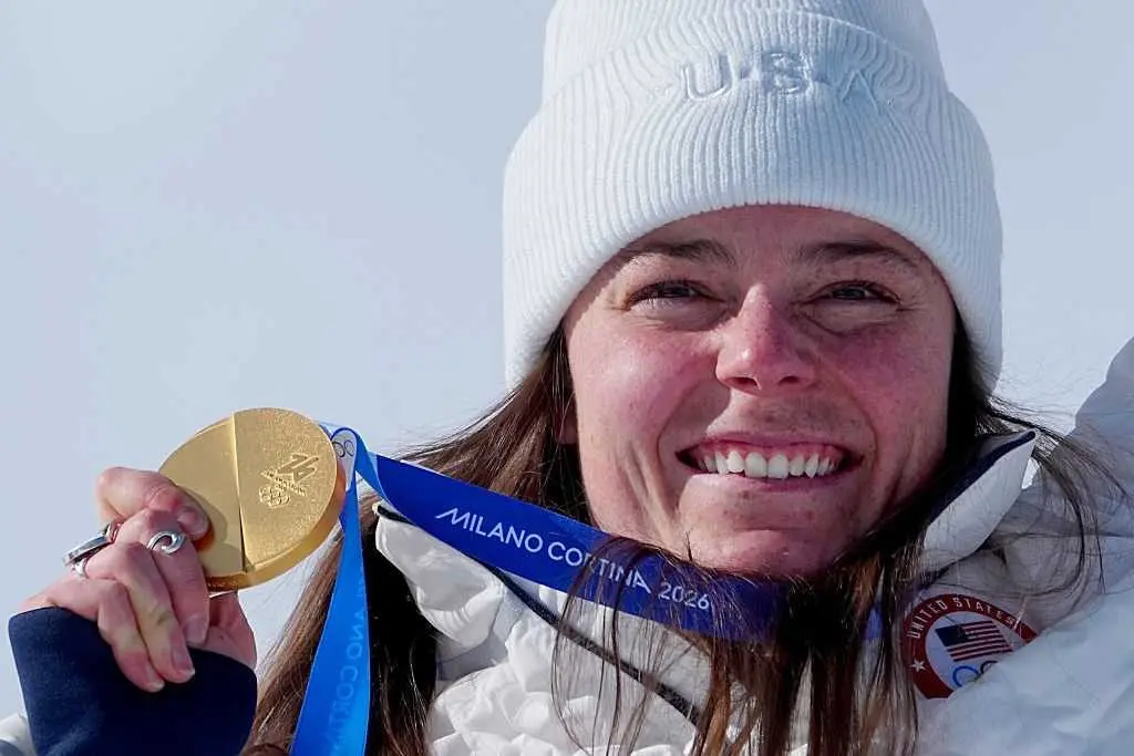 'Don't jump in them': Olympic athletes' medals break during celebrations