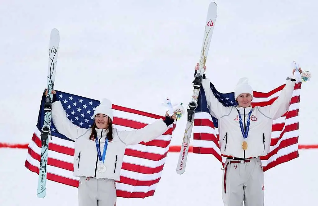 Lemley, Kauf take gold and silver for US in women's moguls