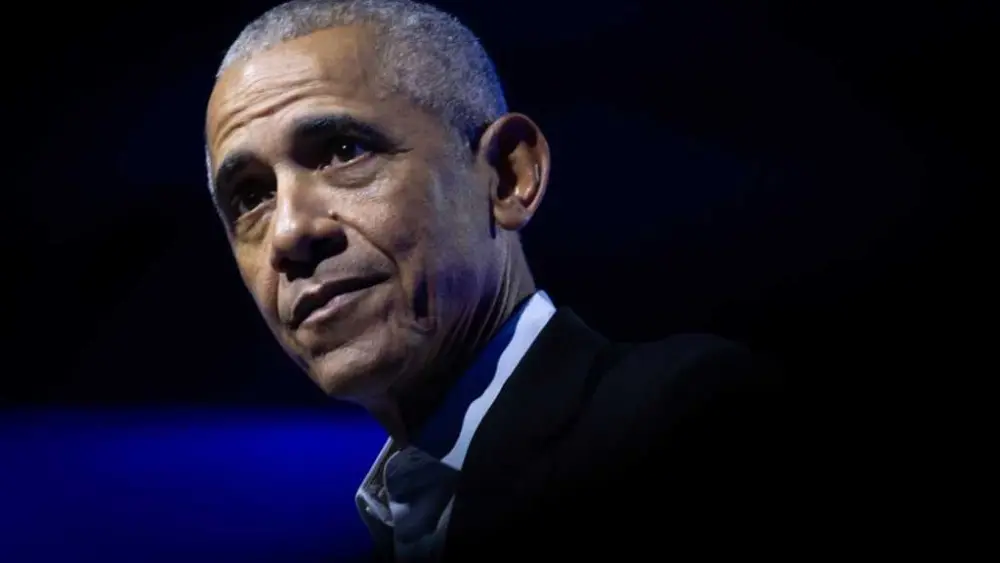 Obama clarifies alien comments after telling podcast 'they’re real'