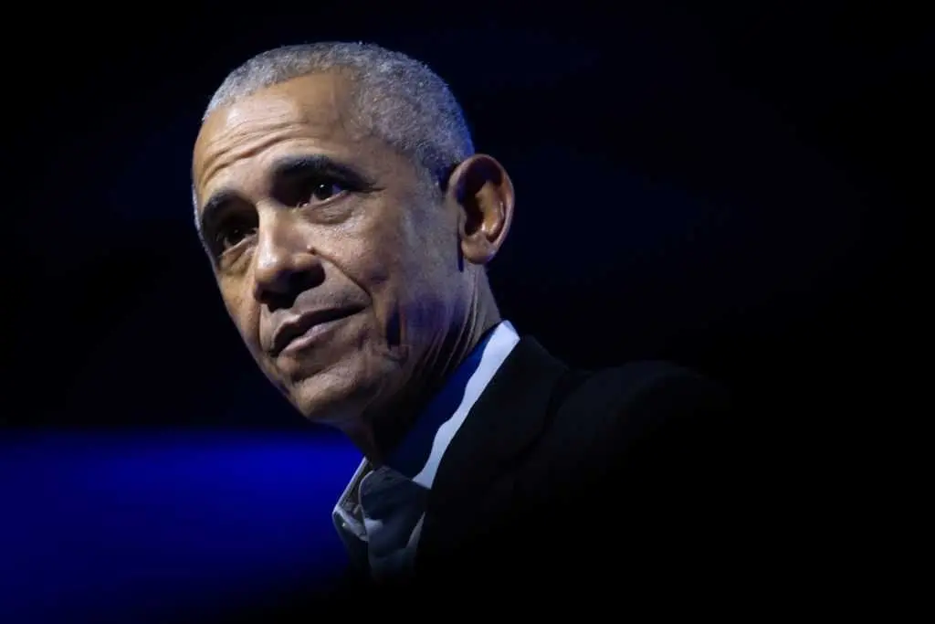 Obama clarifies alien comments after telling podcast 'they’re real'