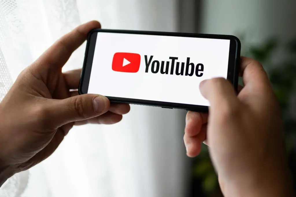 Users report YouTube outage, according to Downdetector