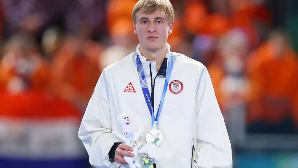 Jordan Stolz wins sliver in speedskating's 1,500 meters at the Olympics