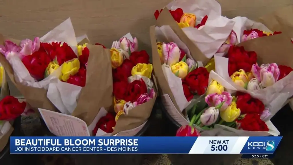 Surprise flower deliveries lift spirits of Des Moines cancer patients