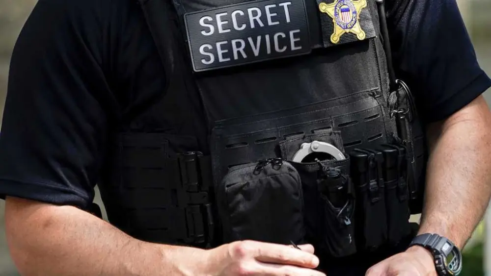 Armed man shot and killed after entering secure perimeter of Mar-a-Lago, Secret Service says