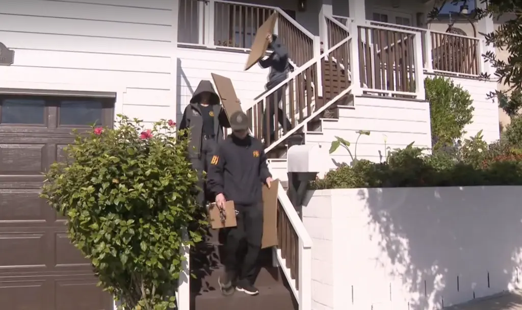 FBI searches Los Angeles school district headquarters and the superintendent's home