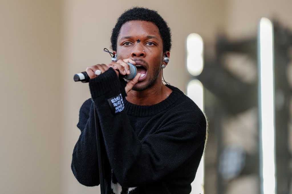 Singer D4vd is 'target' in investigation of killing of girl whose body ...