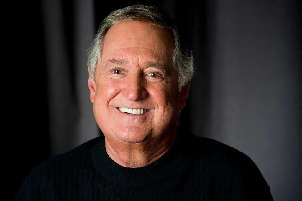 Neil Sedaka, the singer-songwriter behind dozens of hits of the 1960s and '70s, dies at age 86
