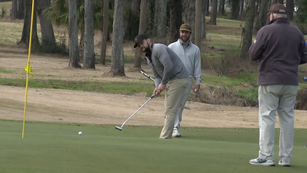 Players tee off for St. Patrick's Day Parade fundraiser
