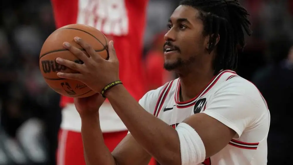 Bulls waive guard Jaden Ivey after anti-LGBTQ+ comments, remarks about religion on Instagram