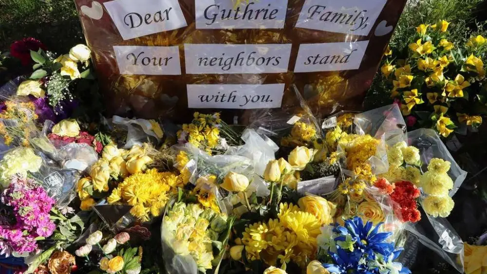 Savannah Guthrie returns to her mother's home in first sighting there since disappearance