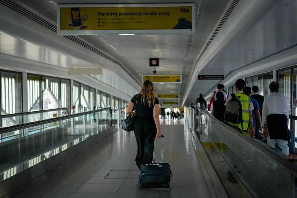 Private extraction firm works to evacuate Americans from Middle East