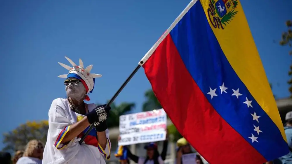 US and Venezuela agree to reestablish diplomatic relations in historical shift