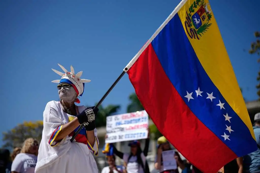 US and Venezuela agree to reestablish diplomatic relations in historical shift
