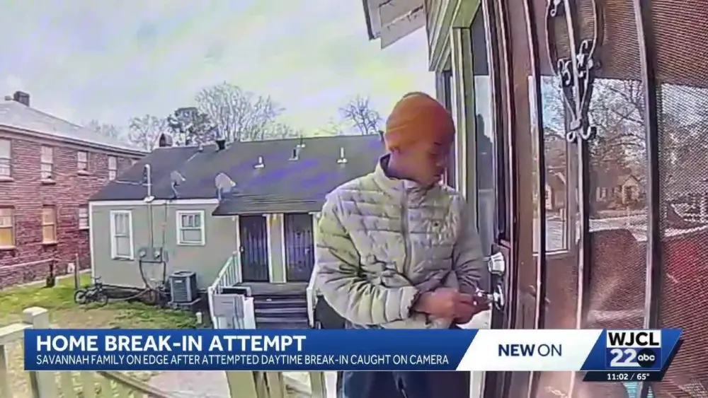 Attempted break-in caught on camera leaves Savannah family fearing for safety