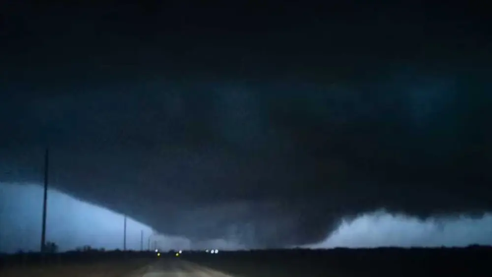 3 died in Michigan after an apparent tornado rips through the state