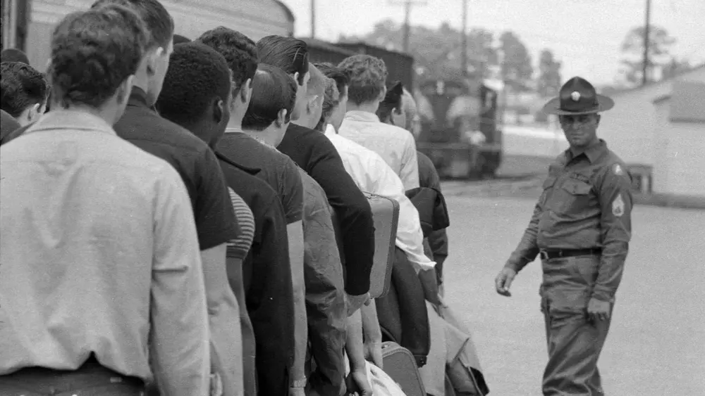 How would a US military draft work?