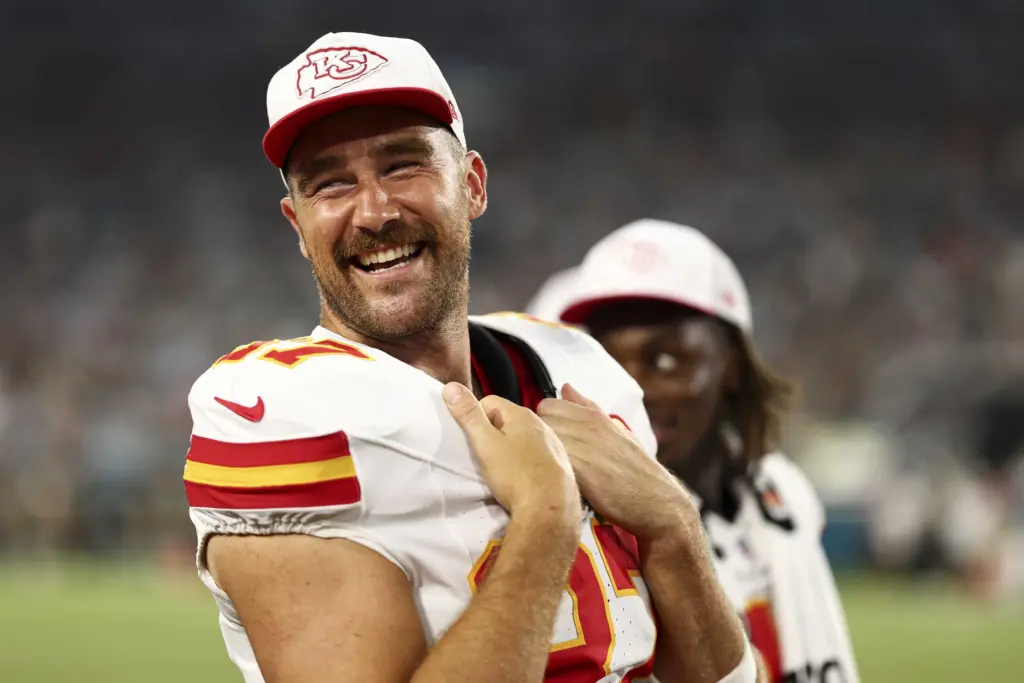 Wondering how much Travis Kelce’s new Chiefs contract is worth?