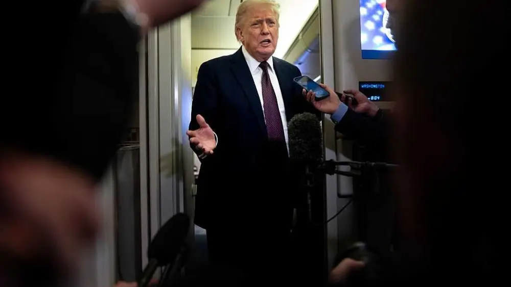 Trump postpones his China trip to focus on the war in Iran