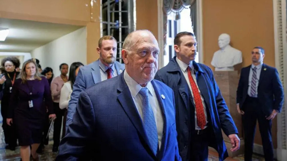 White House officials and senators meet to discuss DHS shutdown