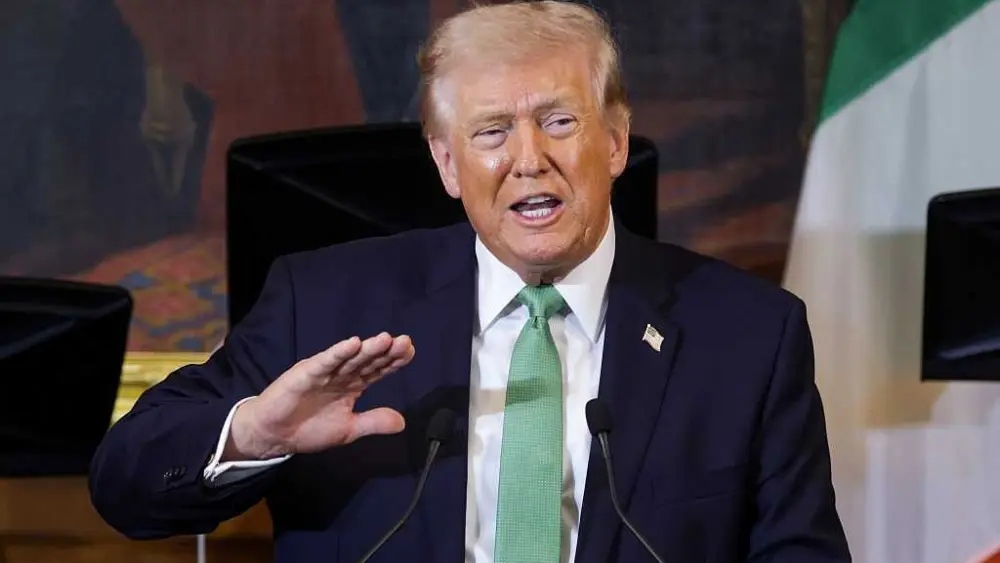 Trump threatens to deploy ICE agents to airports Monday if funding deal isn’t reached