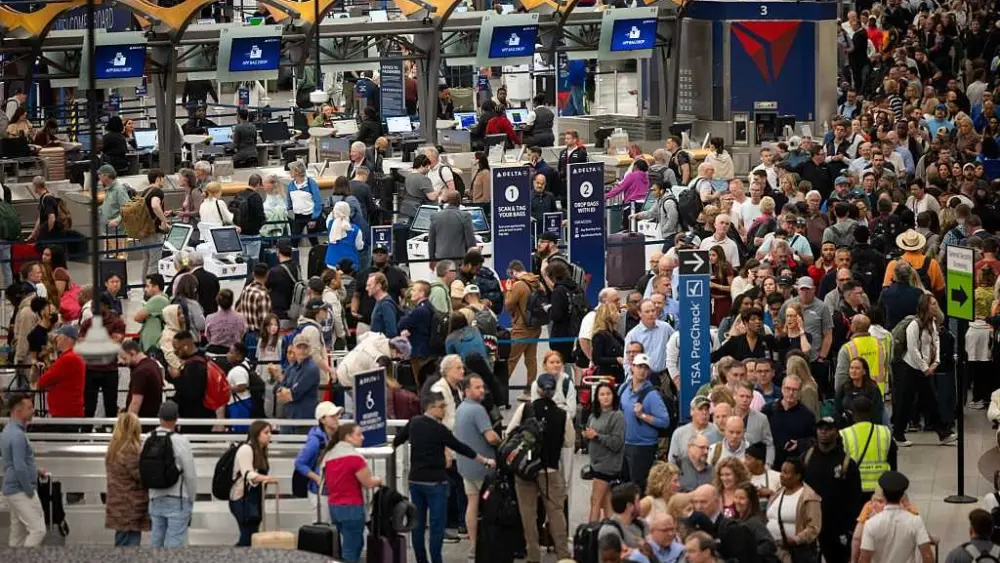 Long lines, no pay, no deal: DHS shutdown throws airports into chaos