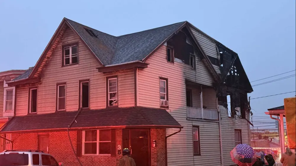 'Angered' by power shutoff notice, Pennsylvania man sets apartment on fire and flees with his cat, investigators say