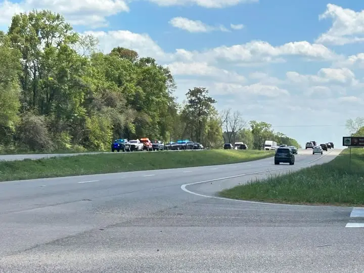 5 killed after a train and a van collide in rural Mississippi