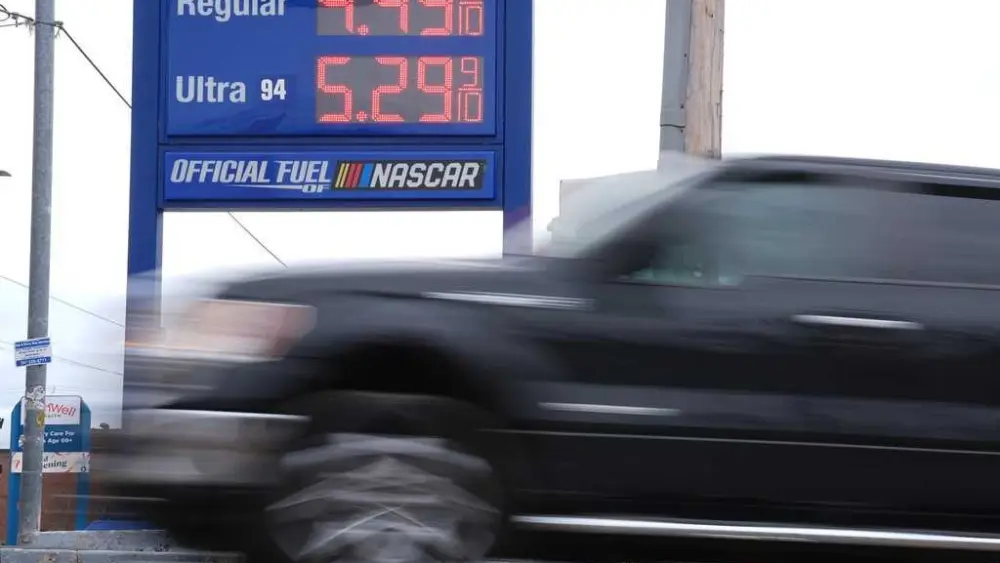 US gas prices top $4 a gallon, the highest since 2022