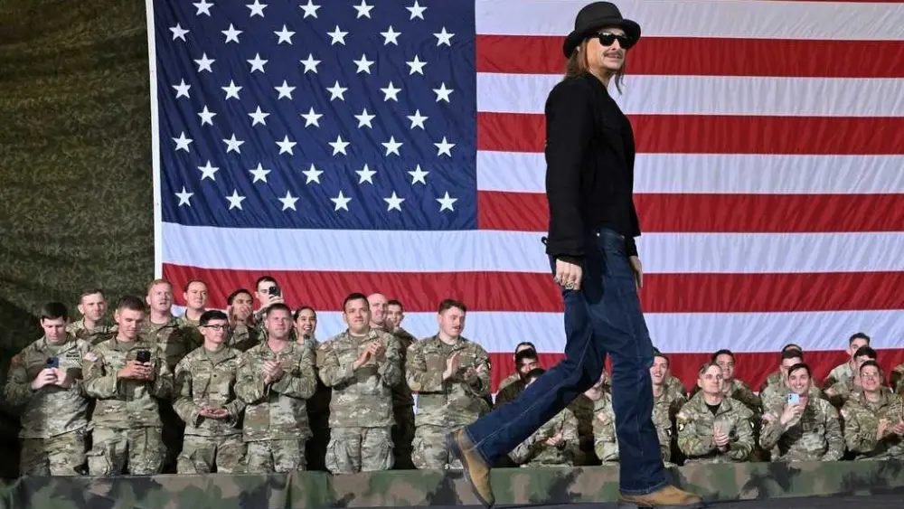 Army suspends 2 helicopter crews that flew near Kid Rock's Nashville home