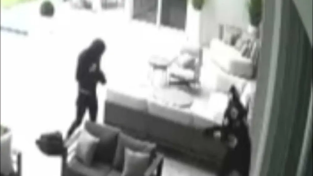 thumb_1920x1080-0000001-93