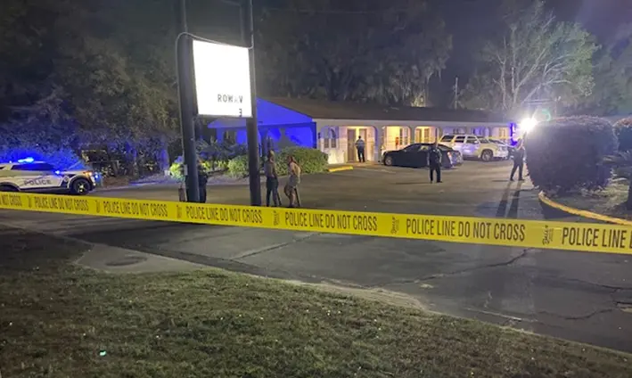 One person injured, another in custody after early morning incident at Ogeechee Road motel
